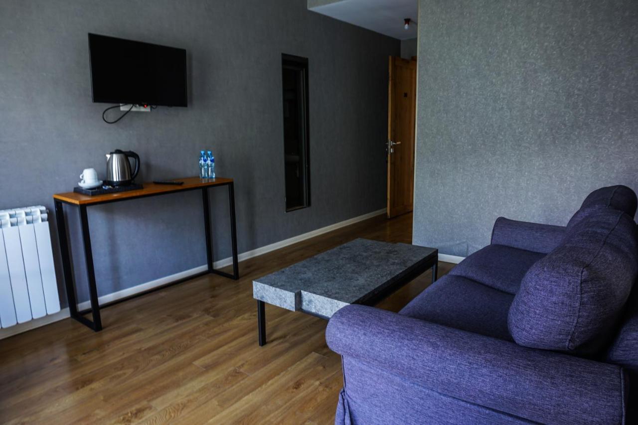 Hotel Stancia Kazbegi - City Center Stepantsminda Exterior foto