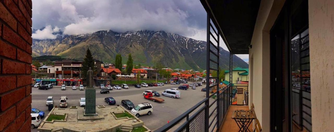 Hotel Stancia Kazbegi - City Center Stepantsminda Exterior foto