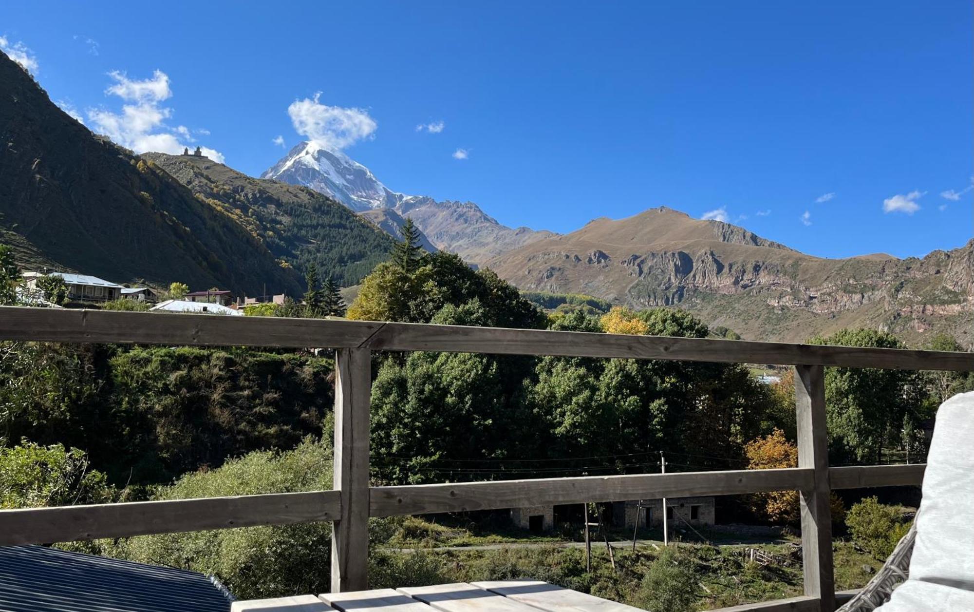 Hotel Stancia Kazbegi - City Center Stepantsminda Exterior foto